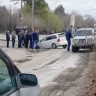 В СВОБОДНОМ ЛЕГКОВУШКА И АВТОБУС ПРОВАЛИЛИСЬ В ЯМЫ НА ДОРОГЕ